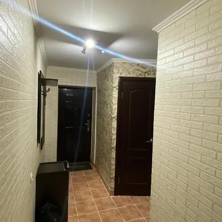 на проспекті * אוזהורוד